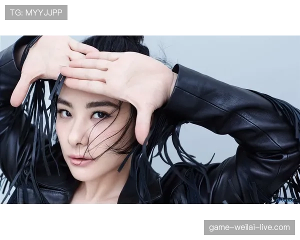 刘璇穿得比明星还大胆，谁想到她私下比你还随性？