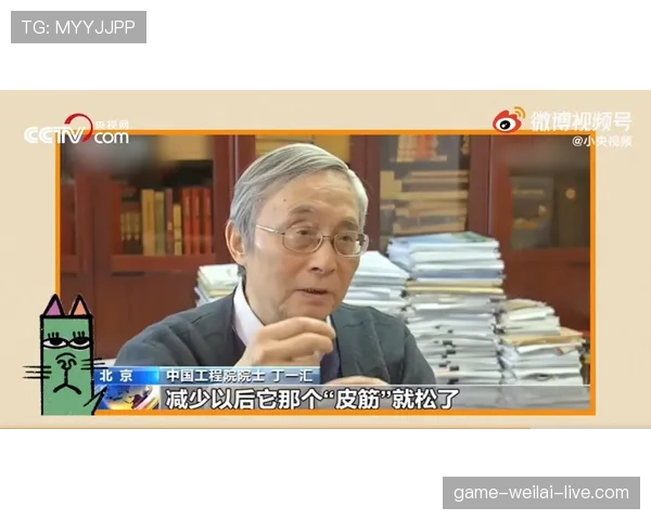 林孝埈训练完直接啃冰块降温，这自律狠人连喝水都算卡路里？